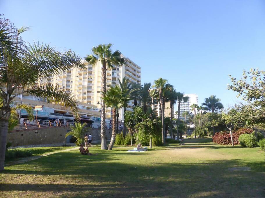 Estudio Nefeli Primera Linea Playa Amazing Views Benalmadena Ngoại thất bức ảnh