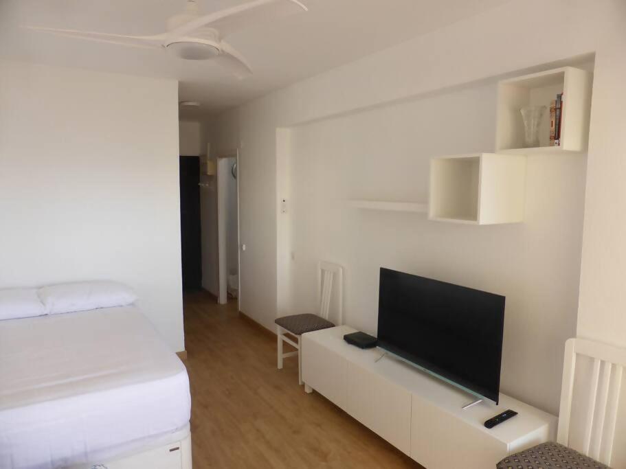 Estudio Nefeli Primera Linea Playa Amazing Views Benalmadena Ngoại thất bức ảnh